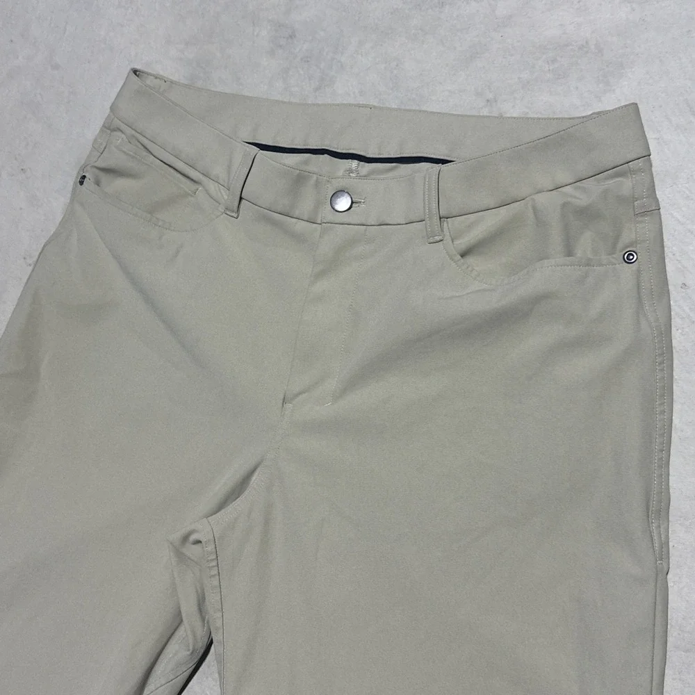 Lululemon ABC Classic Tan Chinos Pants SZ 34x34 Tech Stretch Comfort Performance